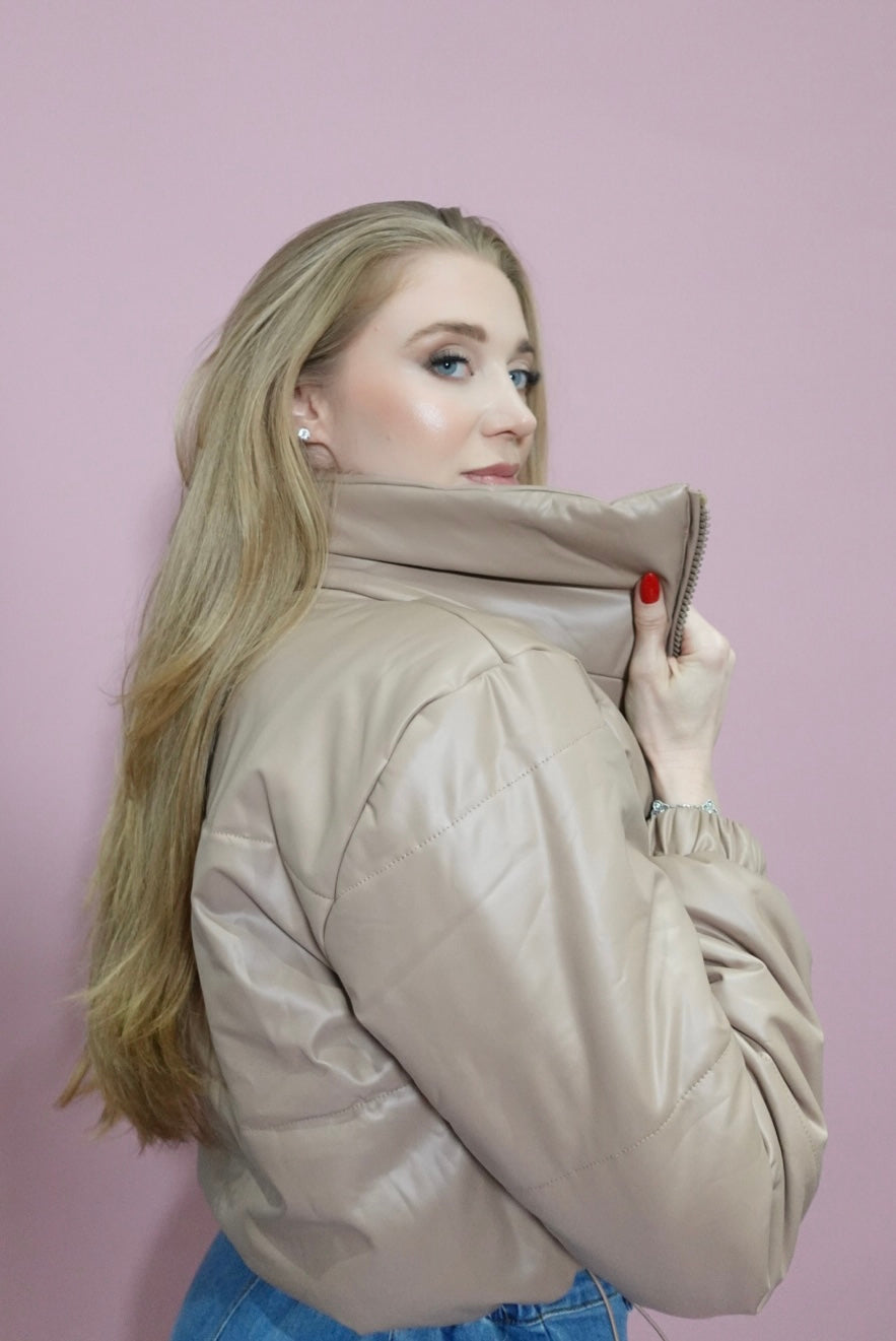 Cozy Puffer Jacket (Beige)